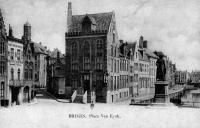 carte postale ancienne de Bruges Place Van Eyck