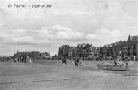 carte postale ancienne de La Panne Digue de mer