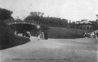 carte postale ancienne de Ostende Parc Leopold, le pont et le pavillon royal