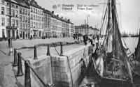 carte postale ancienne de Ostende Quai des pêcheurs