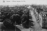 carte postale ancienne de Ostende L'avenue Janssens et le parc