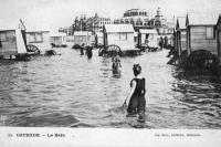 carte postale ancienne de Ostende Le Bain