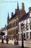 carte postale ancienne de Ypres L'Hôtel des postes