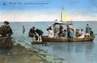 carte postale ancienne de Knokke Embarquement pour la promenade