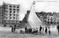 carte postale ancienne de Middelkerke La digue et la plage Est
