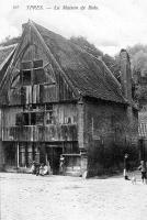 carte postale ancienne de Ypres La Maison de Bois