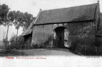 carte postale ancienne de Heule Porte d'entrée de la vieille ferme