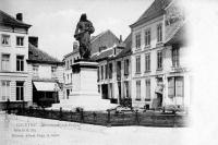 carte postale ancienne de Courtrai Monument Jean Palfyn