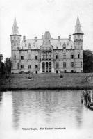 carte postale ancienne de Ypres Vlamertinge - Le château (façade avant)