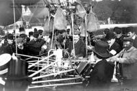 carte postale ancienne de Aviateurs Santos-Dumont dans la nacelle des deux Amériques - Coupe Gordon Bennett