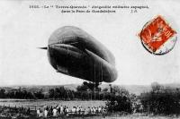 carte postale ancienne de Dirigeables Le 