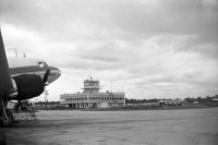 Léopoldville (Congo) Bâtiment de l'aéroport de Léopoldville