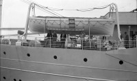  Sur le pont au départ du paquebot (Bremen?) en avril 1965