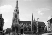 Place de la Vaillance Eglise Saint Guidon