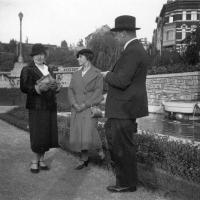 Saint-Josse Rencontre et discussion au square Armand Steurs, Saint-Josse