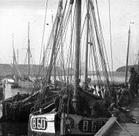 Blankenberge Arrivée des bâteaux de pêche