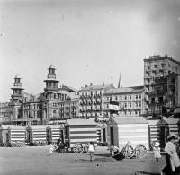 Blankenberge La plage devant le casino et le grand Hôtel