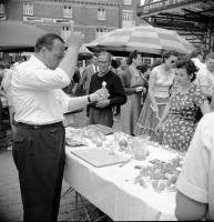 La Panne Marché entre l'hôtel du Nord et l'Hôtel Bijou