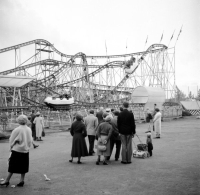 Expo58  Achtbaan Monorail Eclair: een speciaal voor de wereldtentoonstelling gebouwde attractie