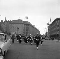  Les fusiliers marins boulevard de l'empereur