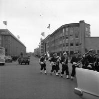 Bruxelles Défilé des fusiliers marins lors du mariage d'Albert et Paola