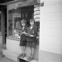  Bezig te lezen Suske en Wiske voor een Mestdag winkel