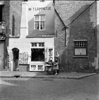  In 't Lammetje - Kantwinkel - Huidenvettersplein 1 - Nu restaurant - 't Lammetje