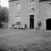  Lecture et couture rue des Pairées