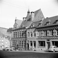 Bouvignes Place du Bailliage