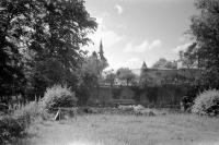 Florennes Vue sur Saint Gengulphe depuis la maison du juge Allard place verte