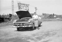 U.S.A. Sedan 1952. Le moteur chauffe